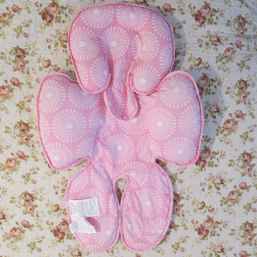 ⬇️ Carter's carseat head and body support for baby